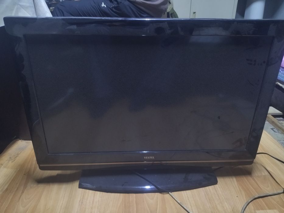 Продам телевизор