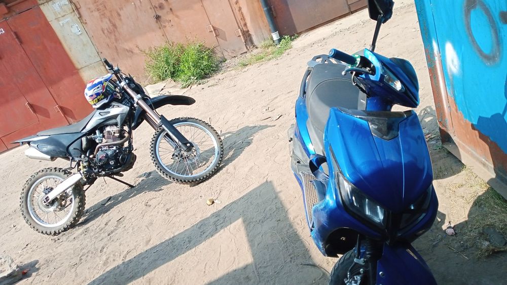 Продам скутер м8