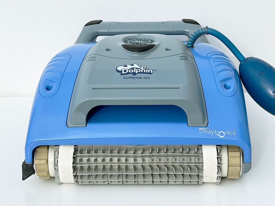 Robot de piscină Dolphin Supreme M3