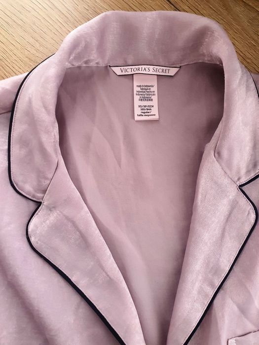 Victoria’s Secret Set Pijama Satinat / Loungewear – XS Regular se potriveşte şi pentru S