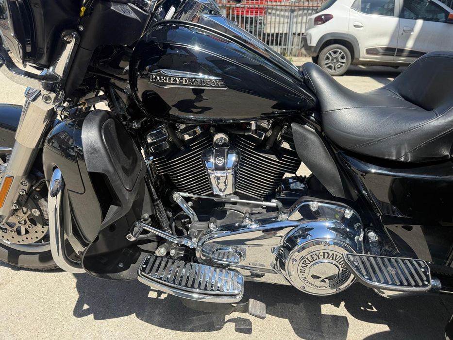 Vand Motociclu  HARLEY DAVIDSON L5e