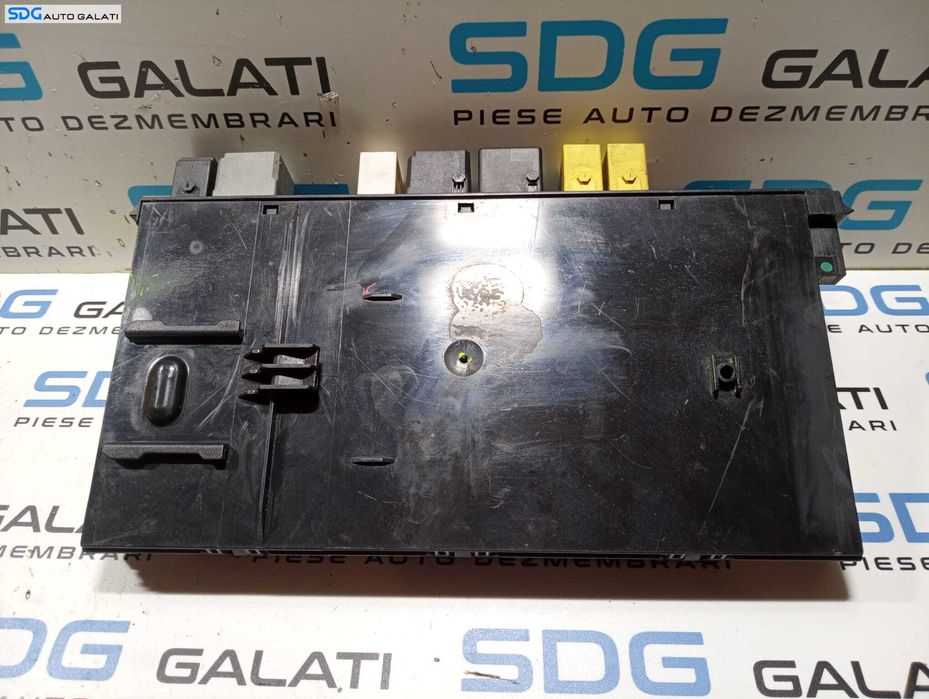 SAM Panou Tablou Panou Relee Sigurante Mercedes Clasa C Class W203 2.2 CDI 2001 - 2007 Cod 2035453801 5DK008486-13 [M4707]