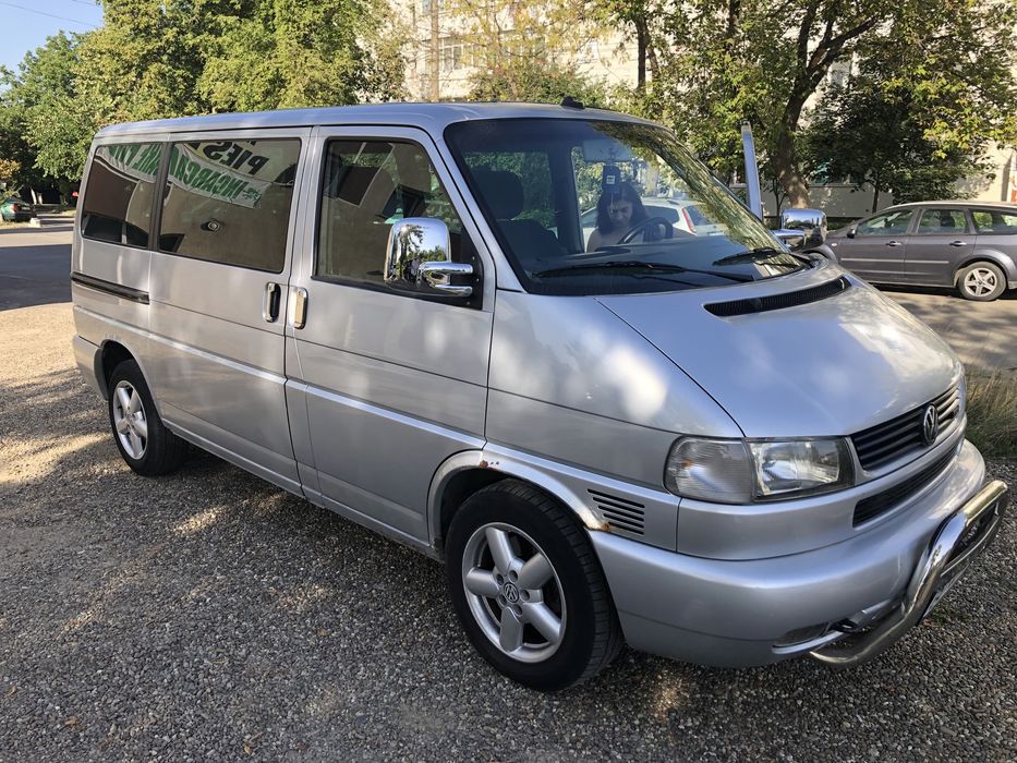 Masina Autoturism VW  /  8+1 si 7+1 de inchiriat/inchiriere/auto
