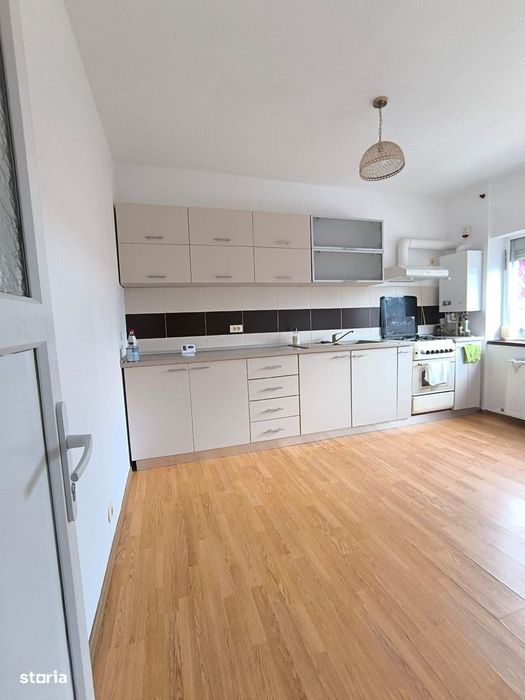 Spatiu comercial Bucium la strada, in intersectia cu str. Trei Fantani