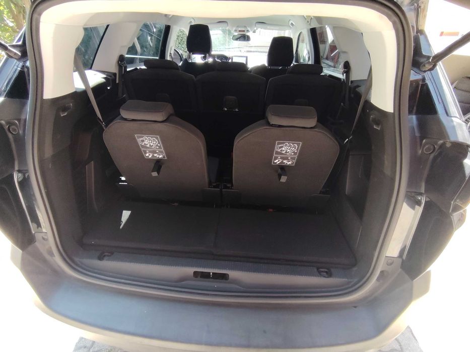 Peugeot 5008 2019 automata dotata cu 7 locuri/ distribuție schimbata in august 2026