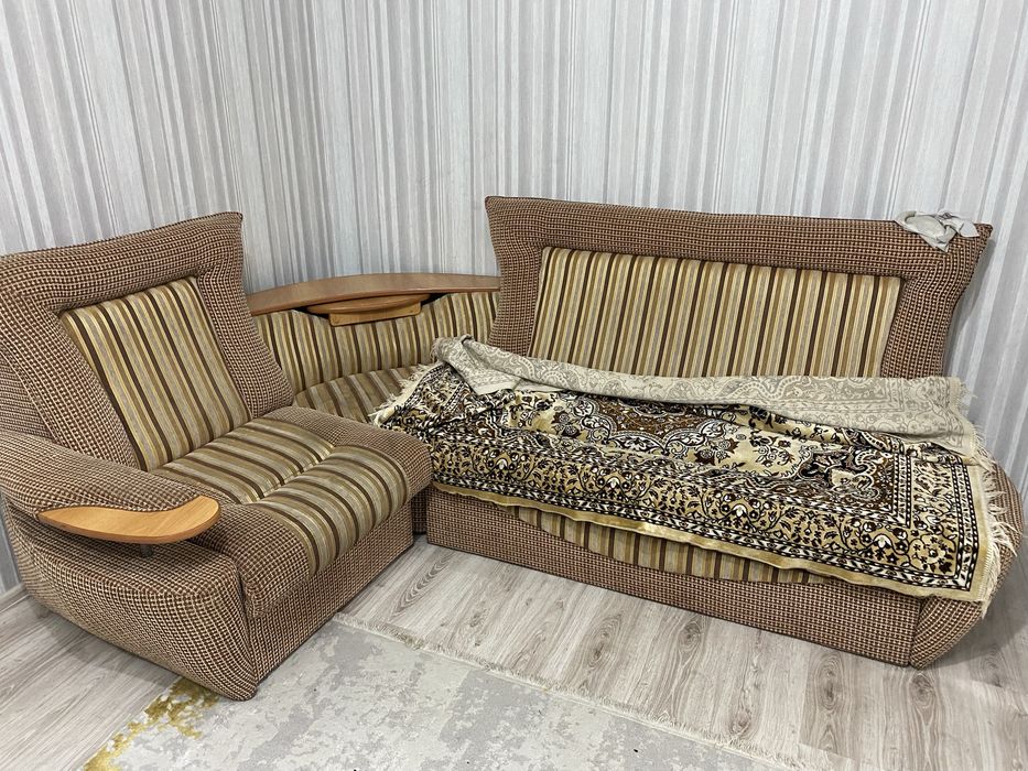 Продам диван и кресло  б/у