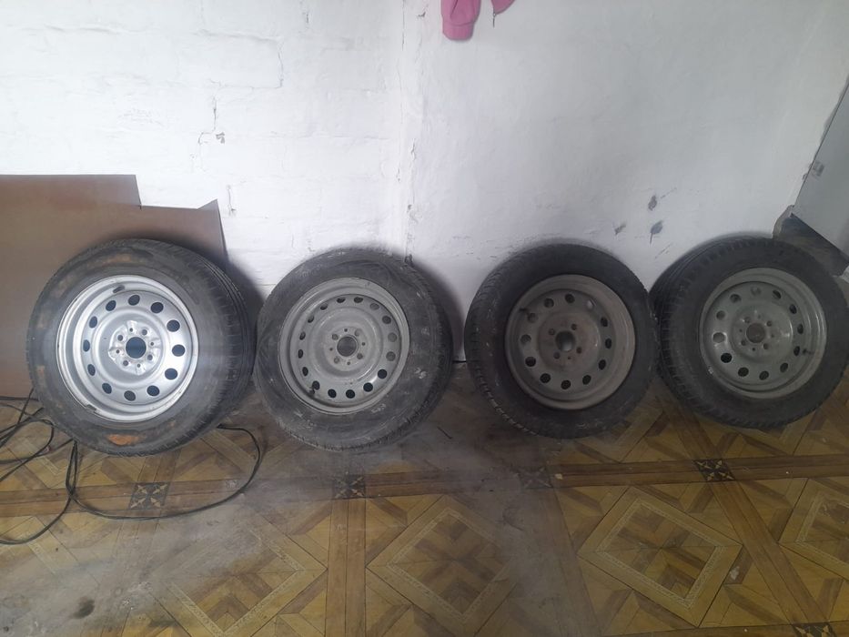 Летни диск с покрышки комплект