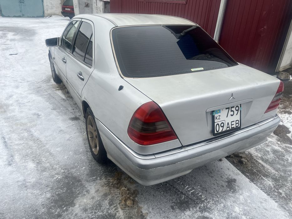 Продам мерс 202 кузов