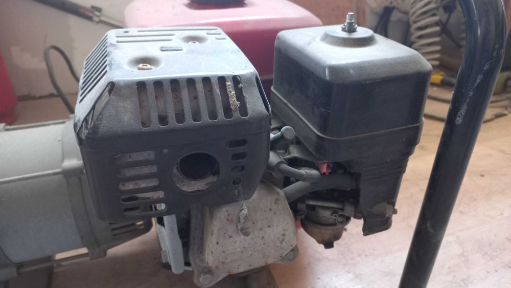 Бензогенератор  Honda  2.6 квт