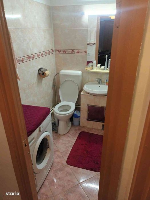 Apartament 2 camere semidecomandate Miorița (Curtea de Apel)