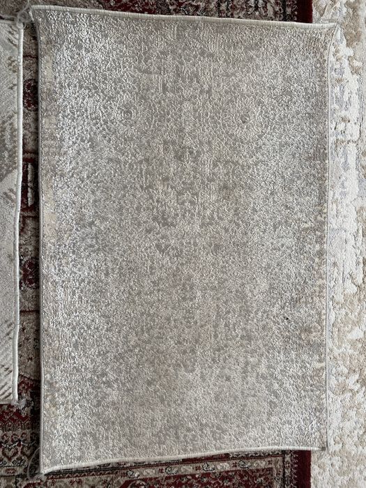 Кілем сатылады қызыл кілем