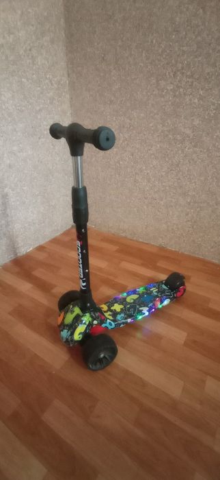 Самокат для детей и подростков