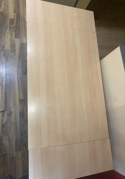 de vanzare masa si 3 scaune