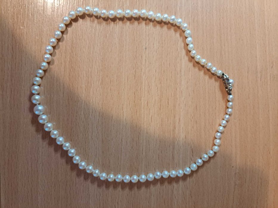 Perle cu inchizatoare aur alb 18k si diamante