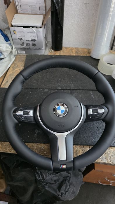 Volan bmw m  f10 f01 f12 f06 f11  ca nou