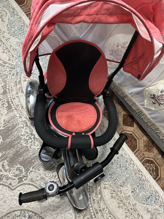 Продам детскую коляску розовая