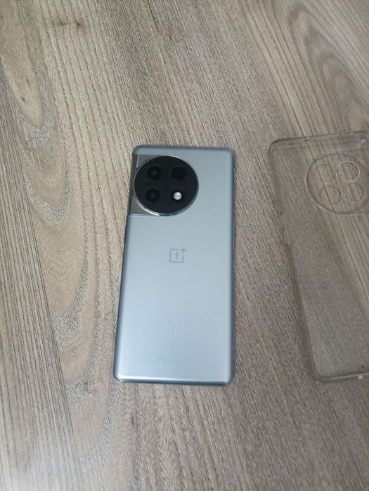 One plus Ace 2 24/246