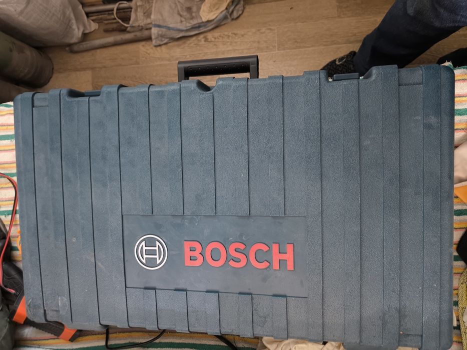 Bosch 11 vc.отбойный молоток.