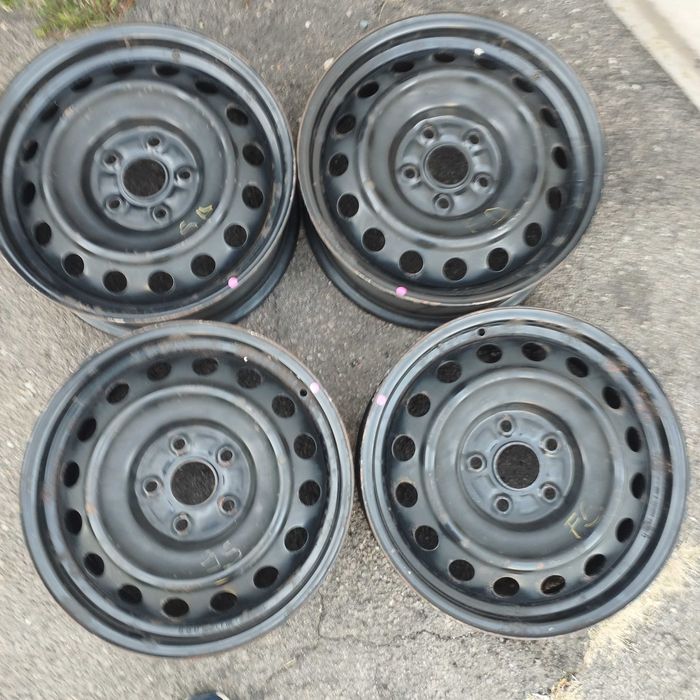 Vând jante Toyota Corola 16"