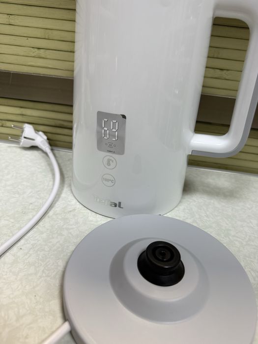 Електрическа кана Tefal Sense