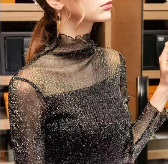 Прозрачная водолазка