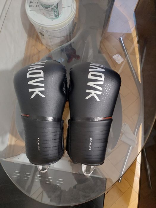 Боксови Ракъвици Outshock