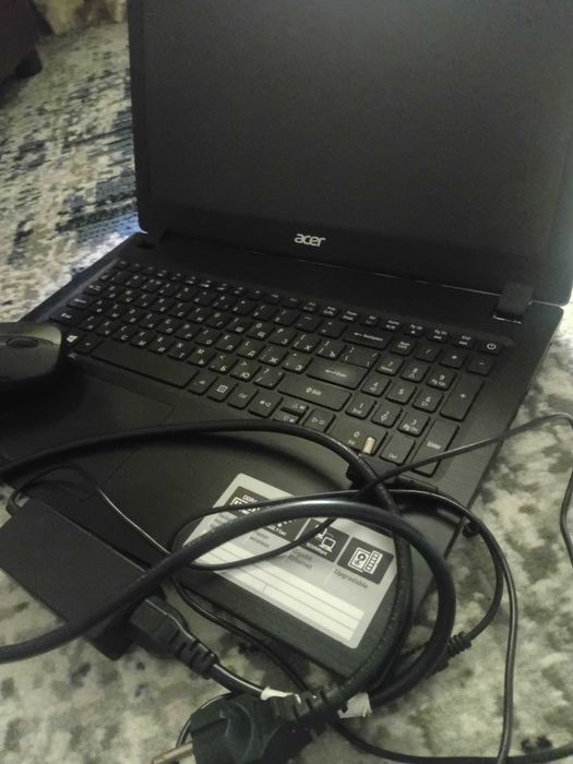 Notebook, Acer. Sotiladi. E'lon.