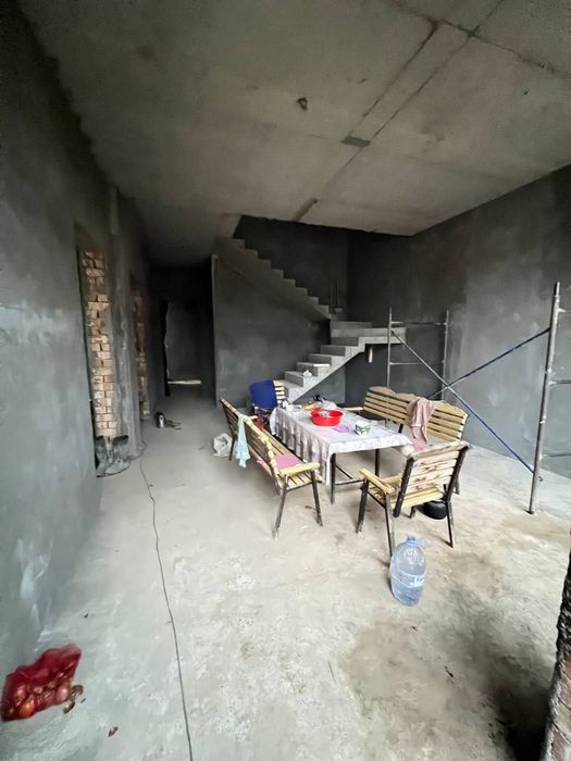 Ховли сотилади каробка холатда