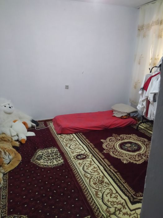 2xona uy sotiladi Boʻstonliqda