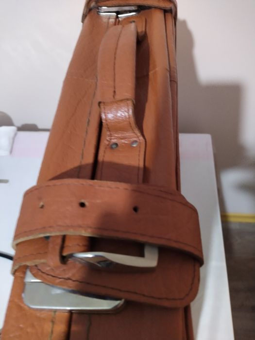 Чемодан кожаный(Чехословакия)