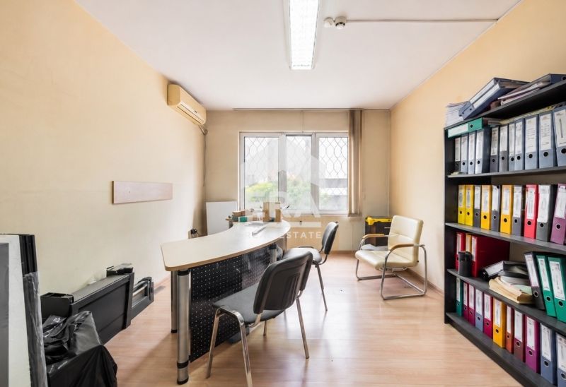 Продава се Офис в Варна, Чаталджа - 354 кв.м за 1314 €/кв.м - Снимка #8
