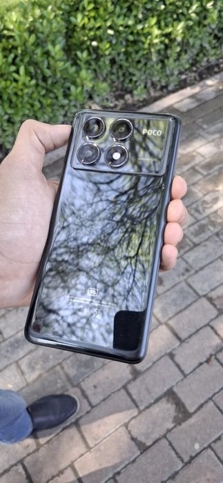 Телефон продается poco x6 pro