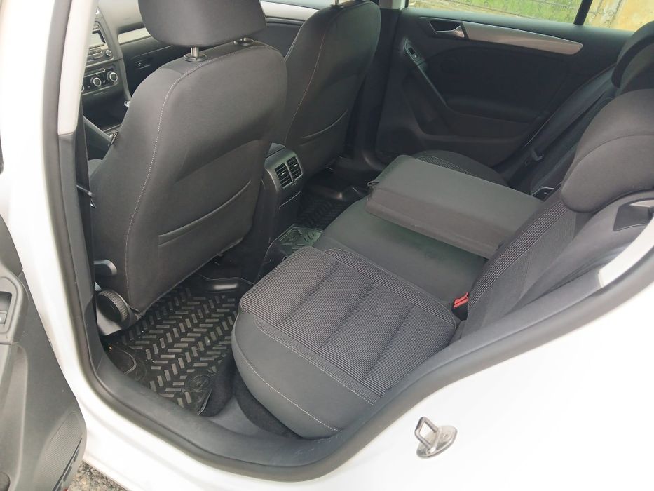 VOLKSWAGEN Golf 2010 — imagine 5