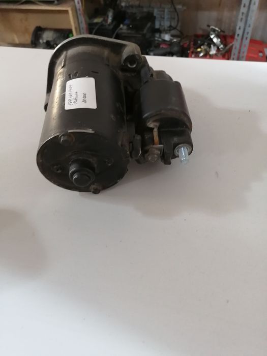 Продам срочно стартер на мерседес бенс