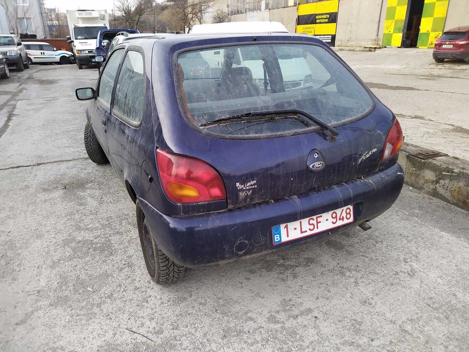 Продавам FORD FIESTA 1.25 2000 г. На части