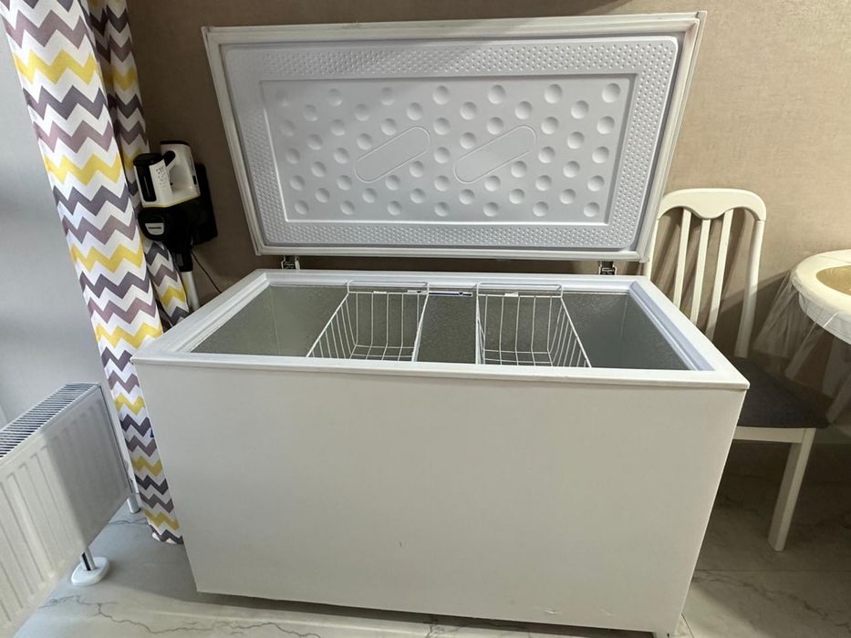 Продам морозильную камеру ларь