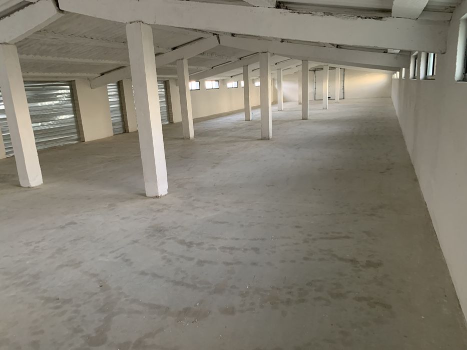 Garaj  hala de inchiriat