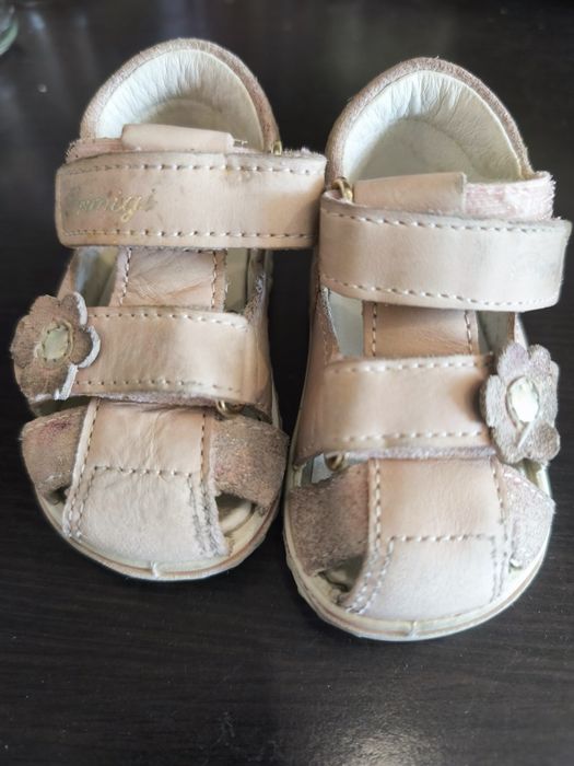 Сандали за момиче 18