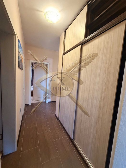 Тристаен апартамент във Възраждане 1! 21954262