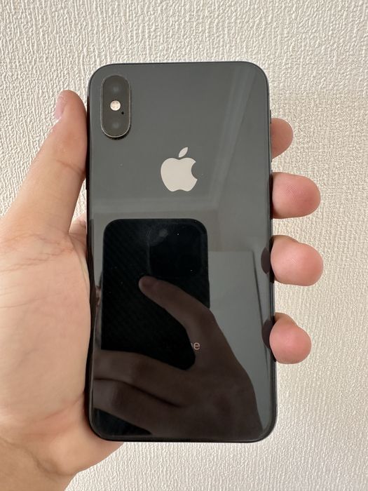 Продам Iphone XS