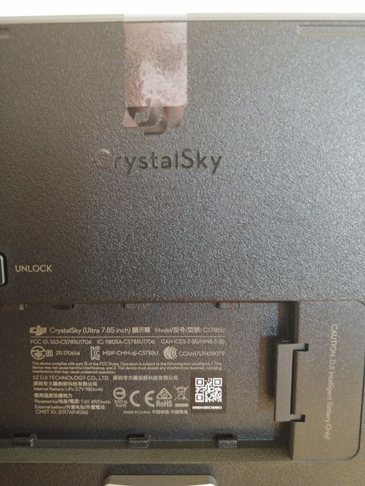 PRET FIX NOU DJI Crystalsky Ultra 7.85" + accesorii