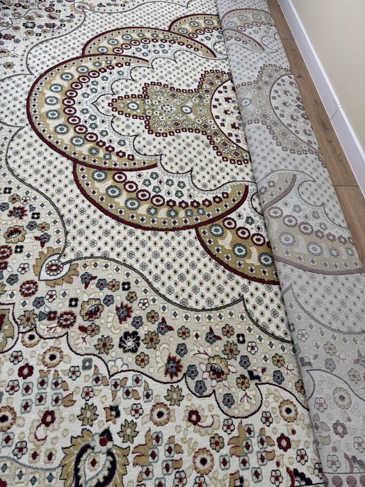 Продам Ковер 6/4 в хорошем состояний