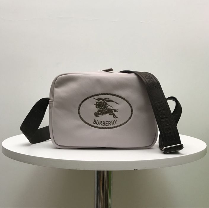 В продаже сумка от burberry