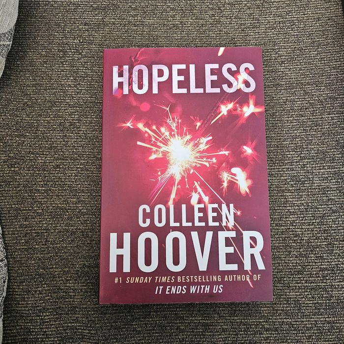 2 книги на английски език