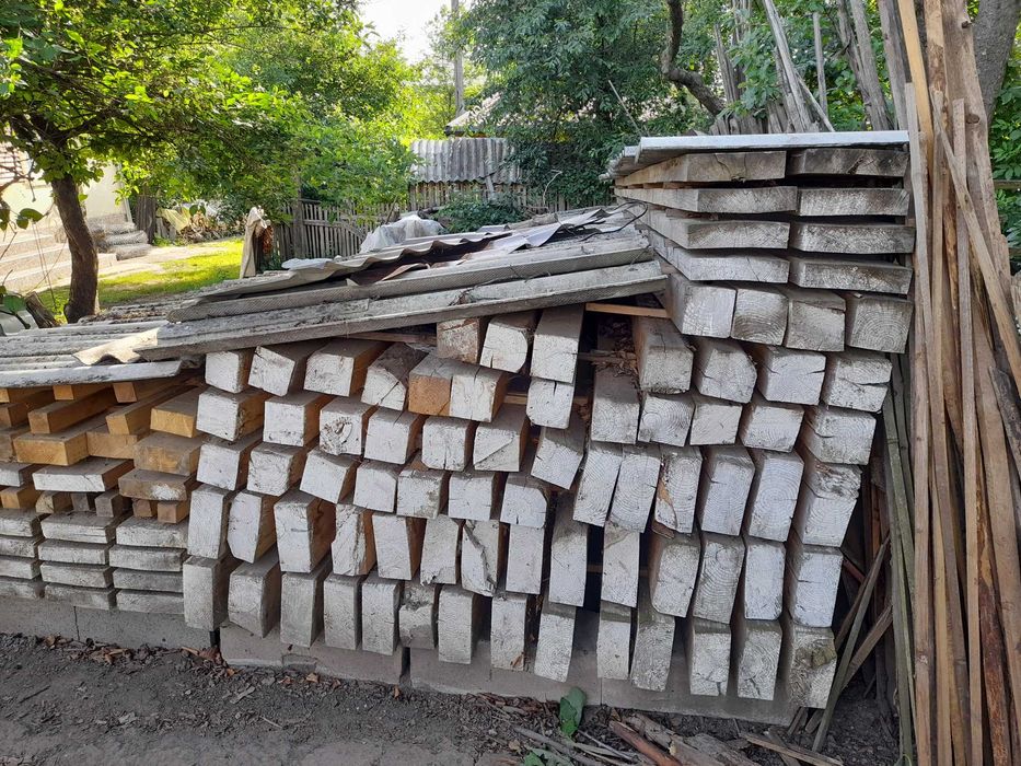 Vand grinzi uscate lemn