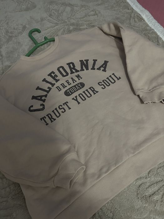 Продаю оверсайз свитшот