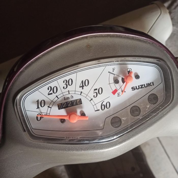 Продам скутер SUZUKI Let's4