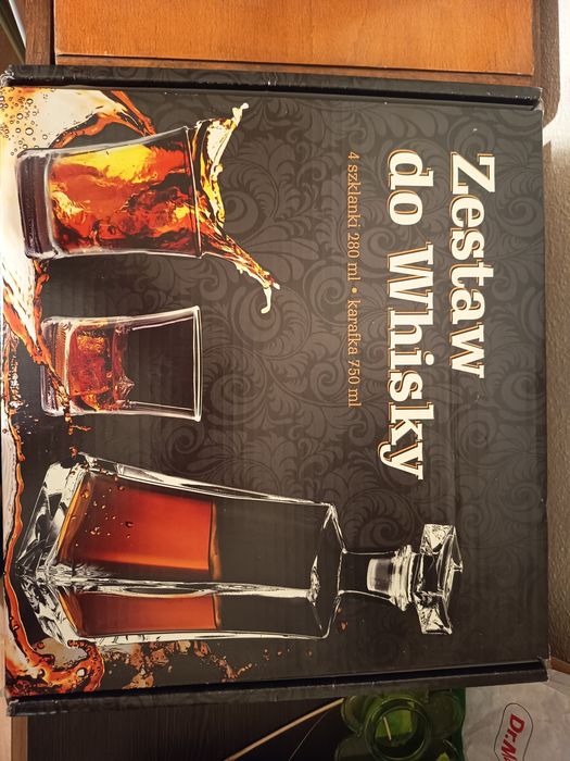 set whisky cu pahare