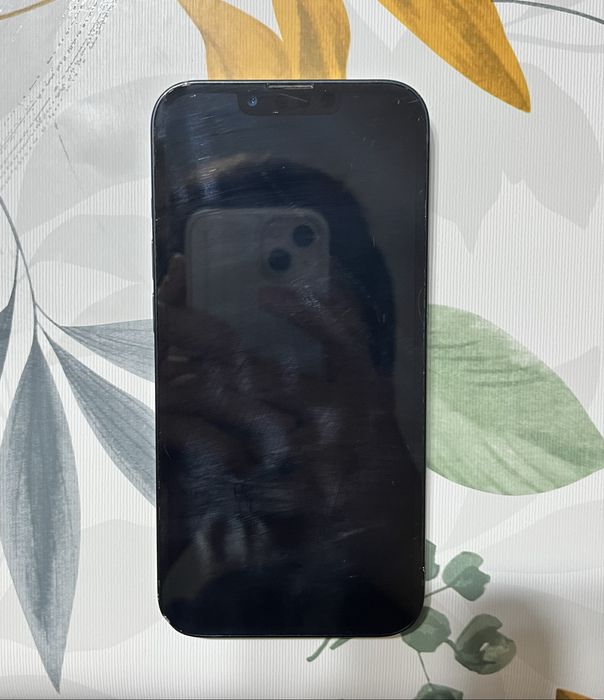 Продам Айфон 13 256гб