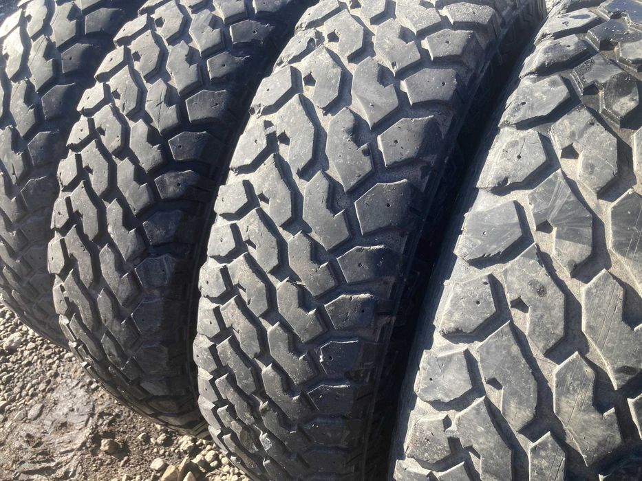 Гуми 235 85 16 NEXEN Roadian MT 4броя